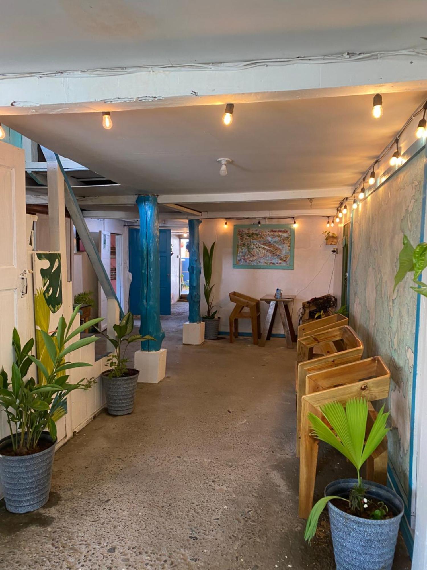 The Bocas Corner Hostel Bocas del Toro Exterior photo